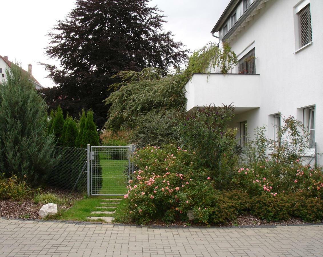 Ruhiges Und Zentral Gelegenes Apartment Rosenfeld Kültér fotó